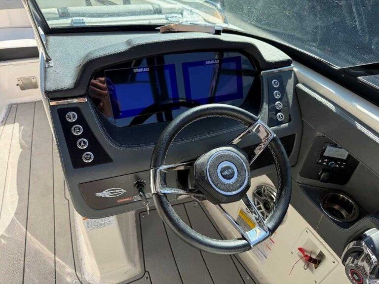 2023 Chaparral 247SSX US-FGB60249F323 [photo 9]